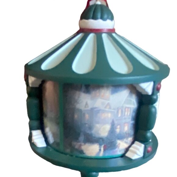 Hallmark Keepsake Ornament 2004 Thomas Kinkade Victorian Christmas Ornament-GUC - Picture 2 of 10